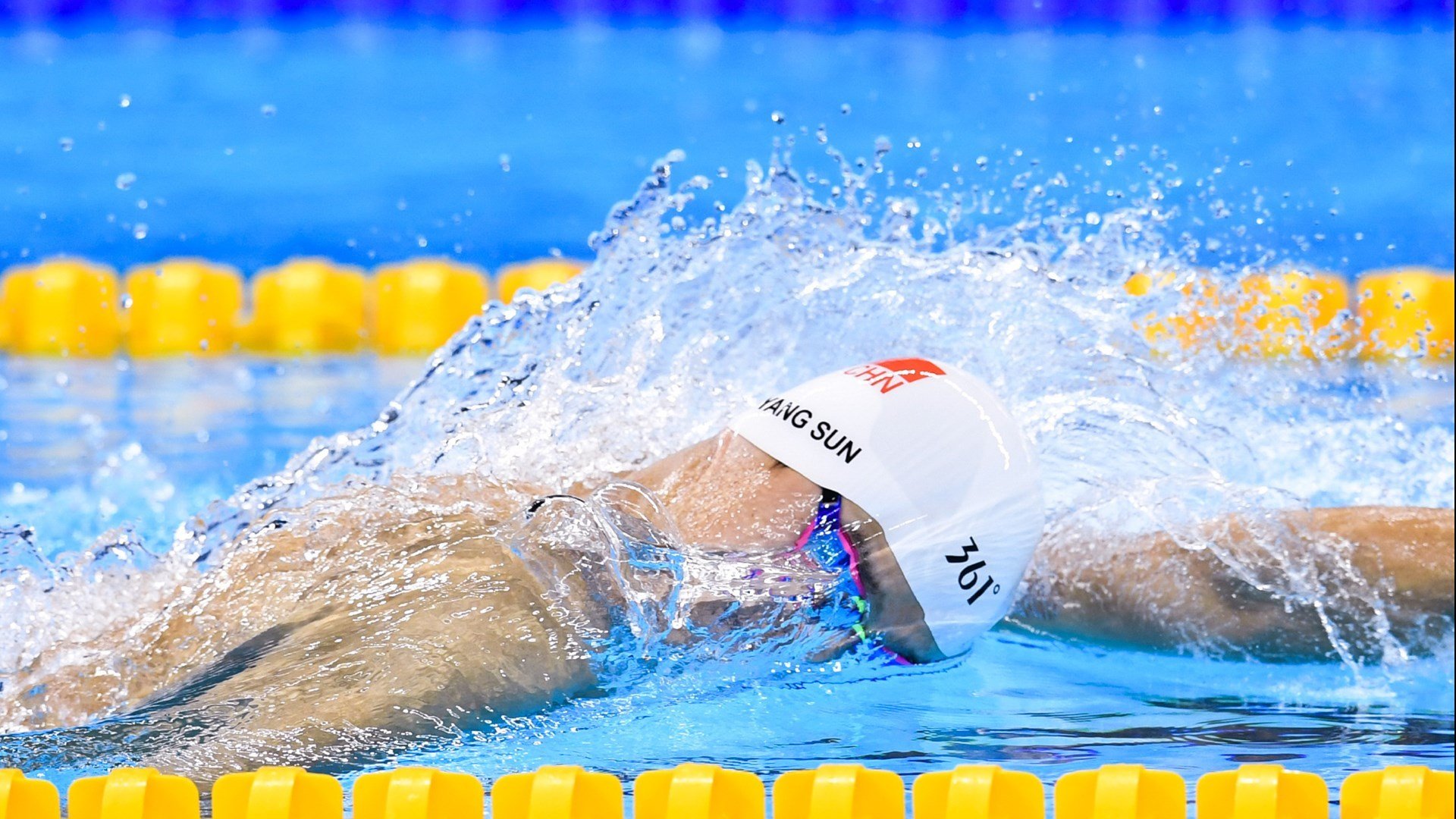 沙漠中的蓝莲花，2026世界杯E组，印度足球的奇迹之夜与苏亚雷斯的最后狂舞